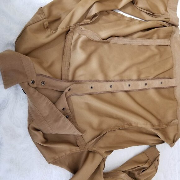 ITEM&CO snap front top suede like fabric - Picture 8 of 12